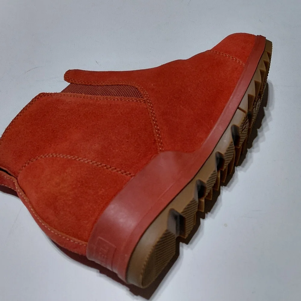 SOREL Women's Evie Pull On Waterproof Leather Suede Bootie - 9